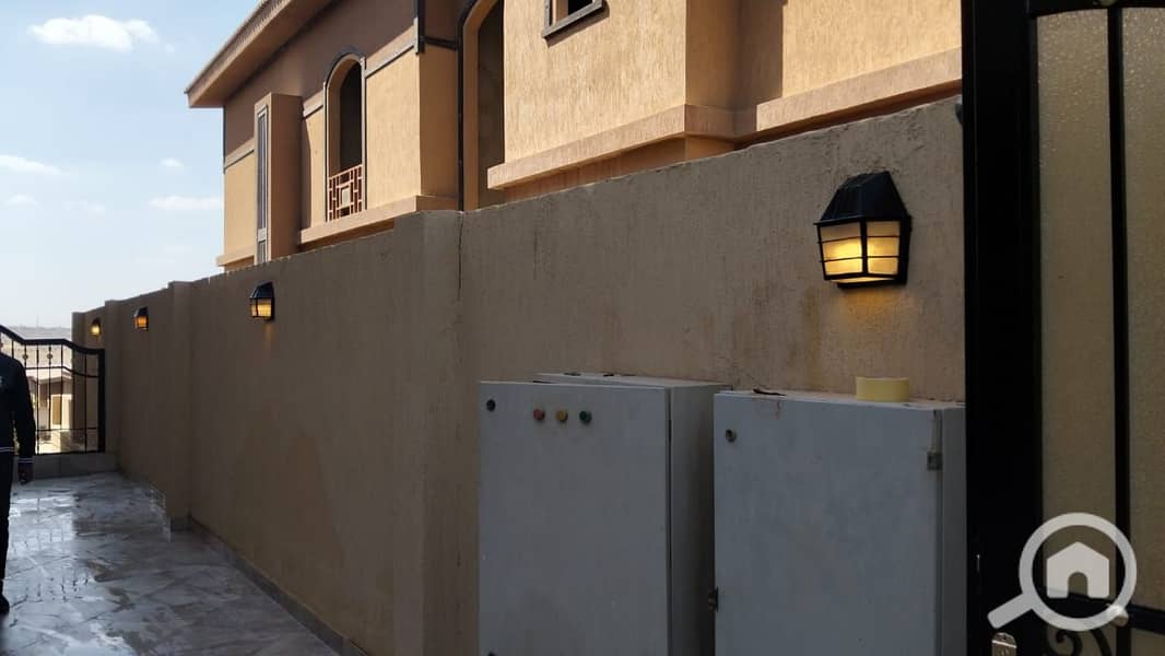 10 bafb8923-63bd-417e-8238-16982ae4f5c2. jpeg