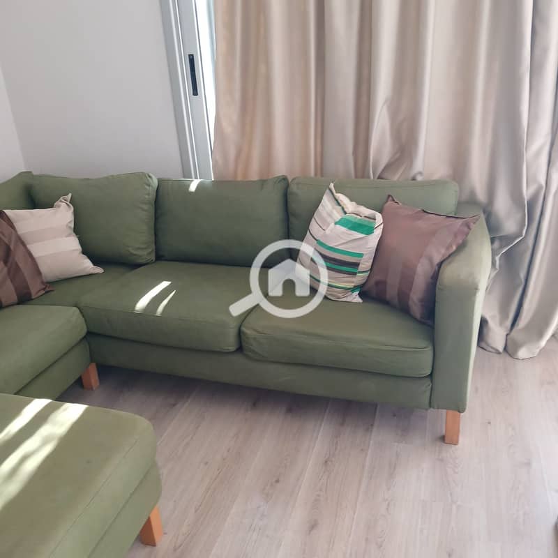 9 e236e63d-33dd-444b-8c25-680d6008283f. jpeg