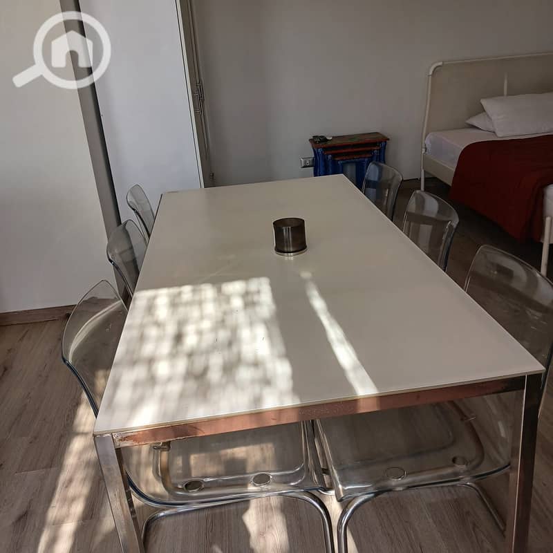 10 ef4811f5-c1d3-475d-9b53-151f5486f5b5. jpeg