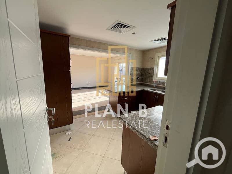 3 8e9d23ab-24f0-43a1-b66b-6a79e51af655. jpeg