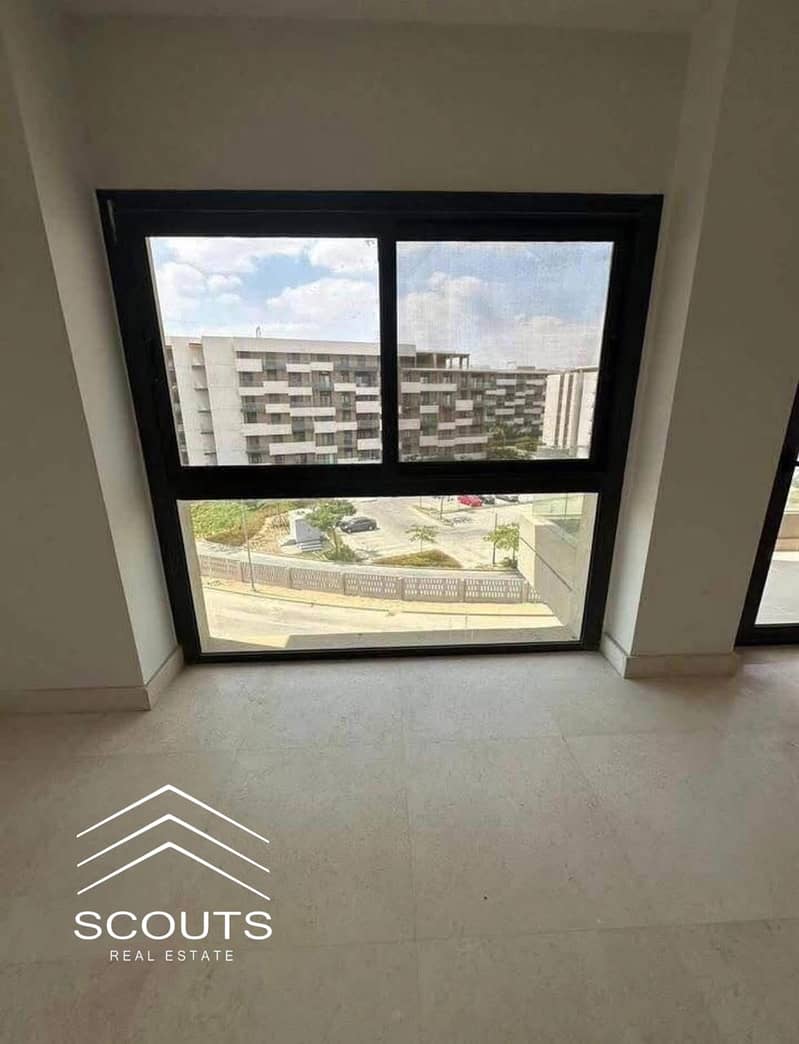 10 WhatsApp Image 2025-11-09 at 22.55. 40_de3e0373. jpg