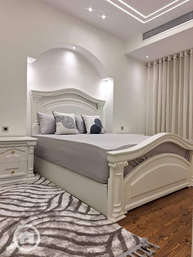 5 WhatsApp Image 2025-10-20 at 18.52. 32_69dacb6e. jpg