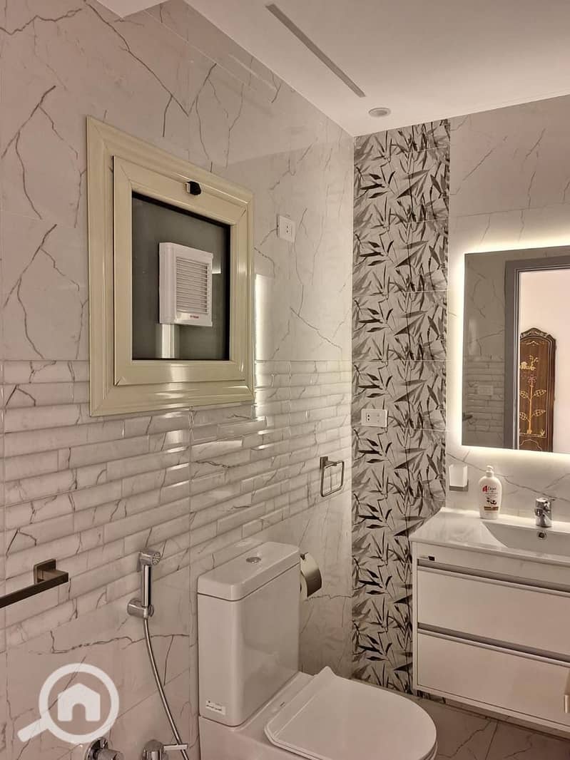 15 WhatsApp Image 2025-10-20 at 18.52. 48_594834e3. jpg