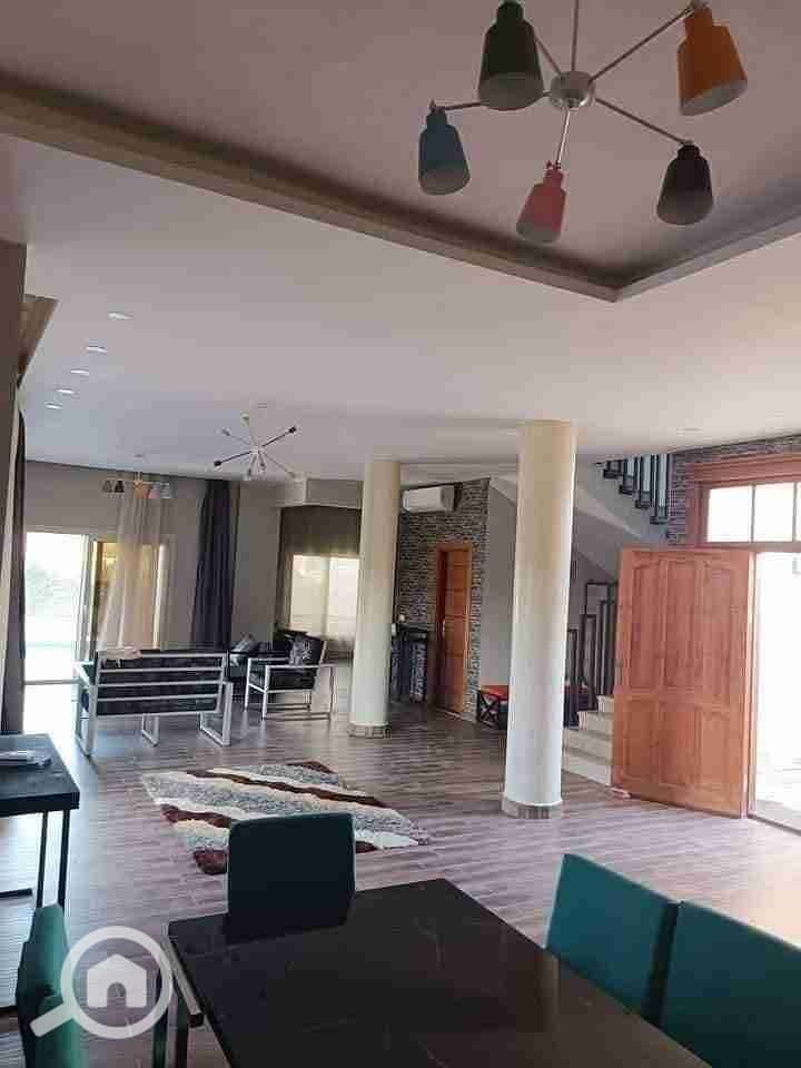 1000075395. jpg 1000075395. jpg