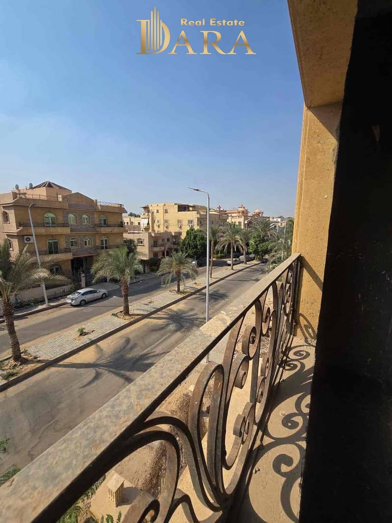 13 835f325a-74c5-4531-80fc-d69960e96cbc. jpg