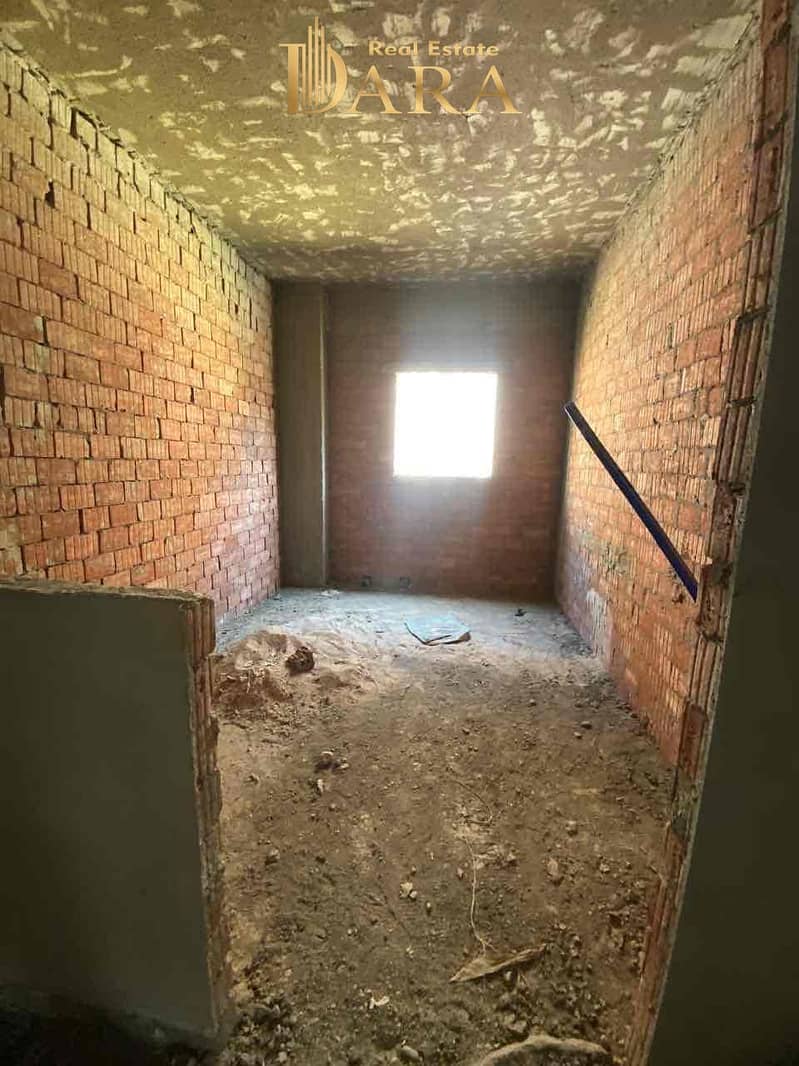 14 87dc9005-6096-4310-b7d0-906028b83208. jpg