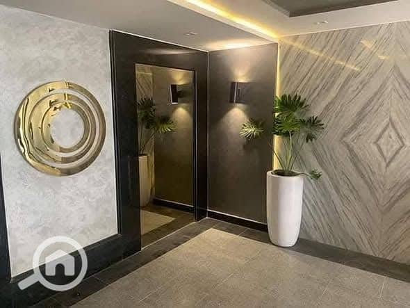 6 564644623_811549125172962_5810226381308402450_n. jpg