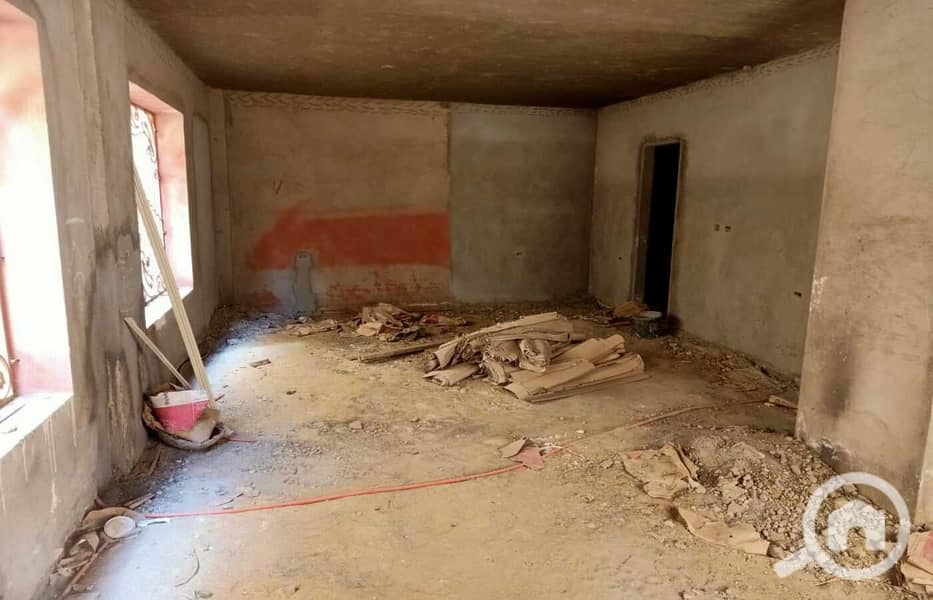 8 a5e7570a-2c38-40ea-8d80-869519aaaa08. jpg