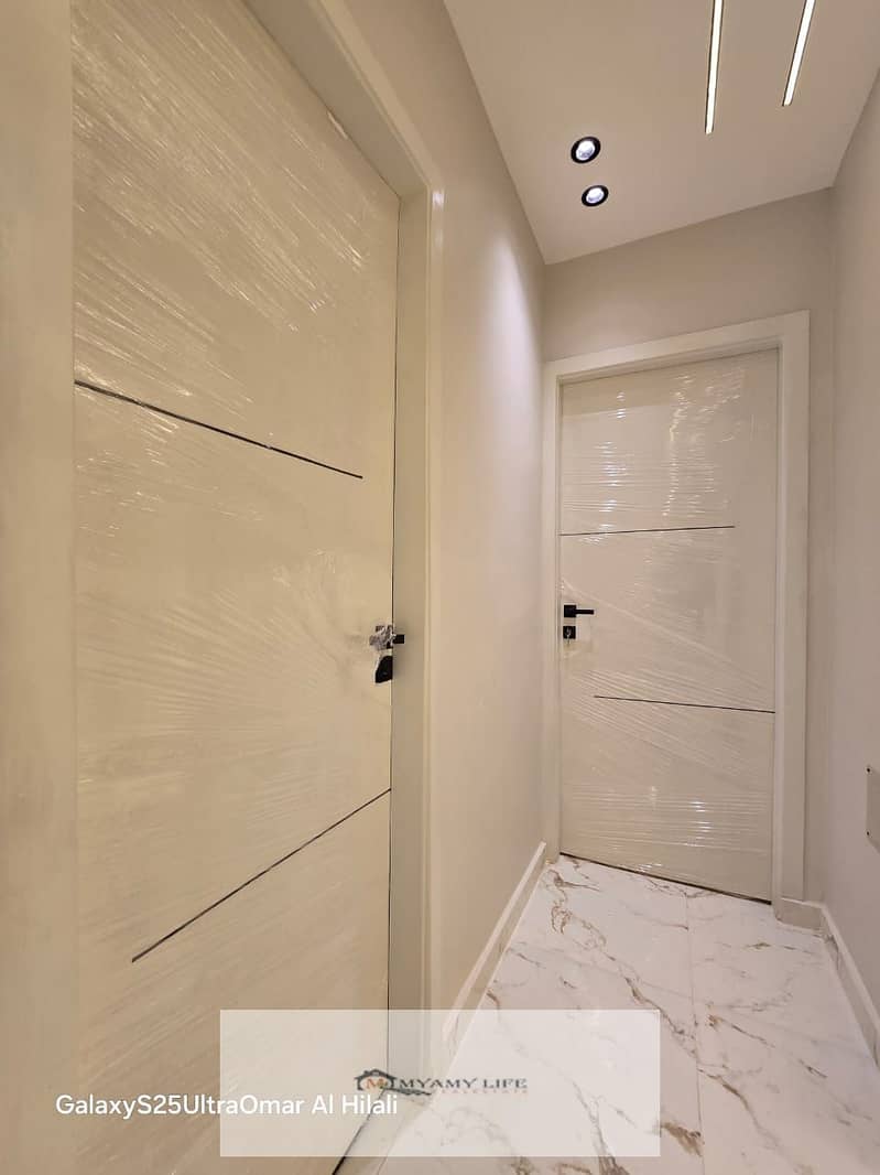 4 WhatsApp Image 2025-11-11 at 22.05. 07_95892d9e. jpg