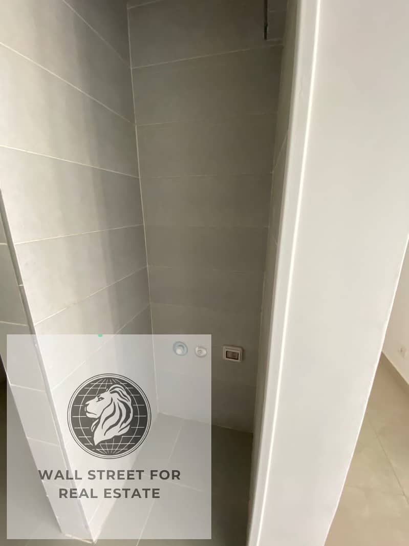 5 5adfa2ed-3e8e-44ac-a7e8-30171a2c2e9a. jpeg