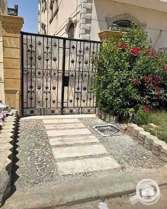 7 c3b317cd-5d13-40f3-9229-40226125f226. jpg