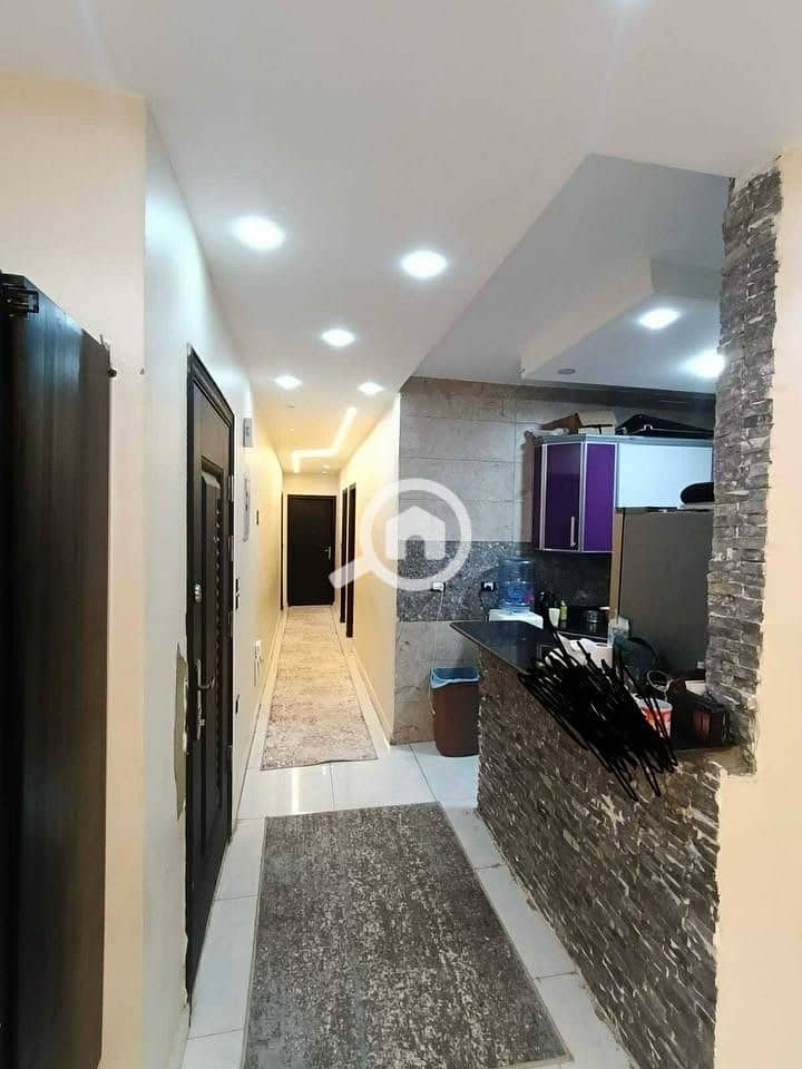 3 666dc5ff005145ba82533a3d74cc4bc8. jpg