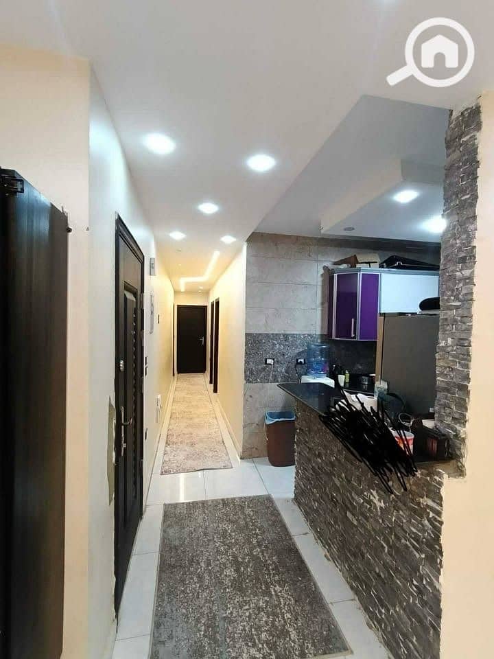 4 666dc5ff005145ba82533a3d74cc4bc8. jpg