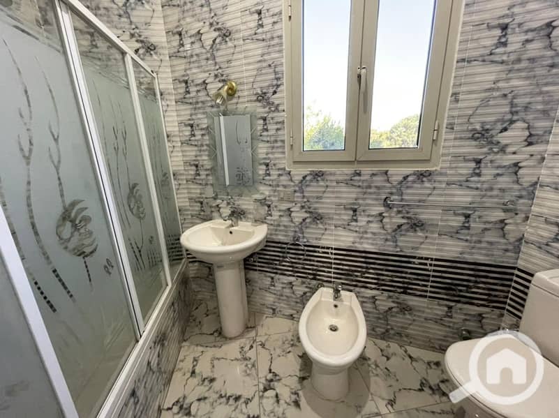 3 WhatsApp Image 2025-11-13 at 23.47. 16_298f3c7e. jpg