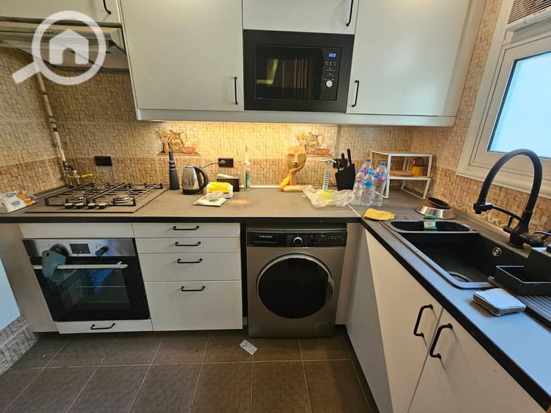 5 4a81476e-c0b9-4f0c-850a-91bd4d141086. jpg