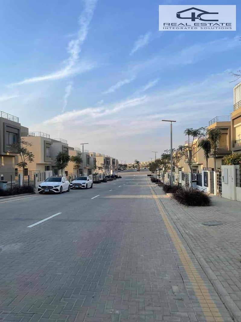 9 1fc62c83-ab36-486d-abae-e52159df91b0. jpg