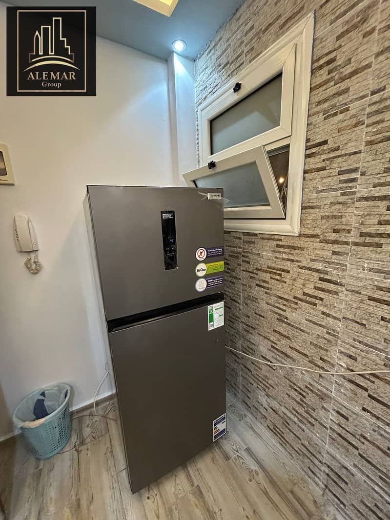 6 39d774cf-64e2-4492-95cc-0fc4265e6e0a. jpg