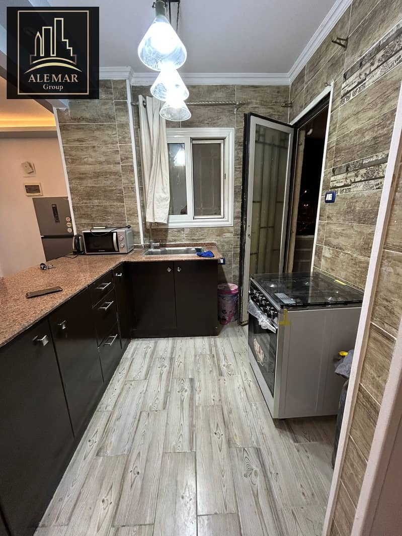 3 e50864b6-e28d-429a-8eed-daa52f3bf412. jpg