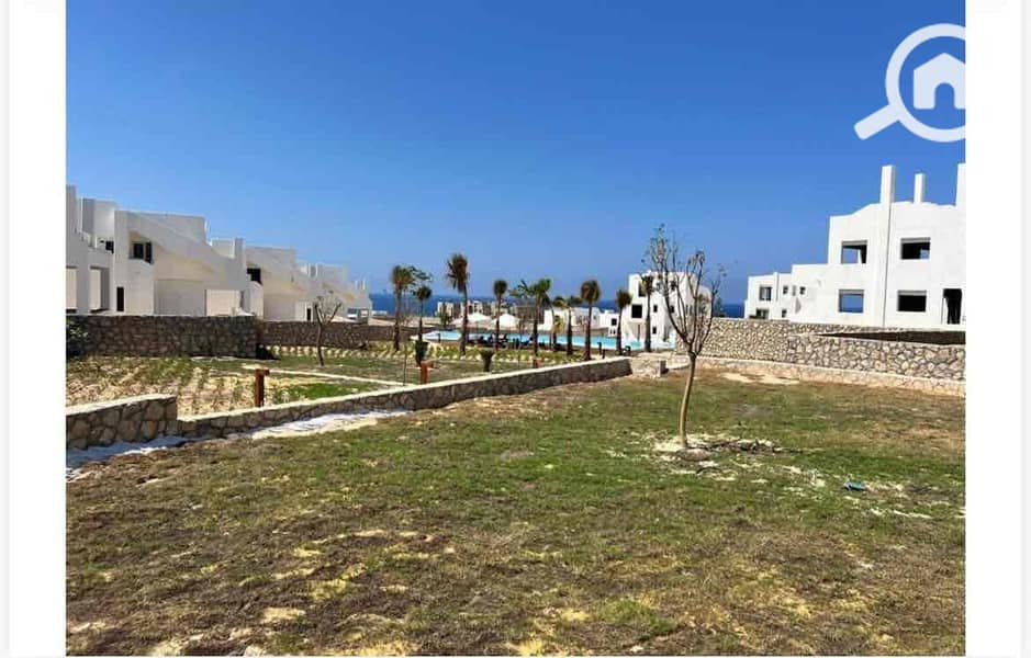 8 571ee0fa-834c-4af2-820e-bfd04f87dcbf. jpg