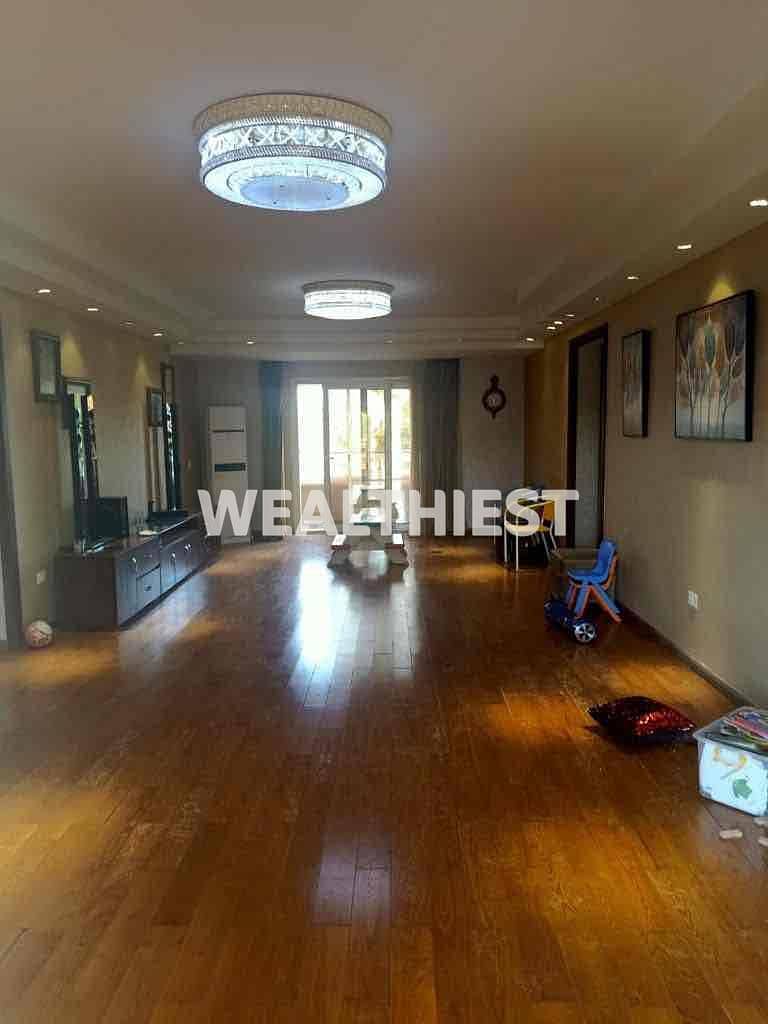 9 5accec65-346e-4362-b78c-d366c1e3e1d4. jpg