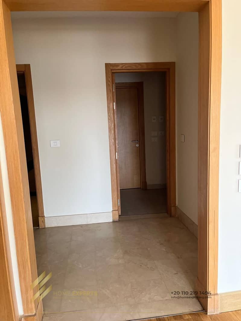 4 5fa112a5-a04c-4cd9-868b-877c3b79858b. jpg