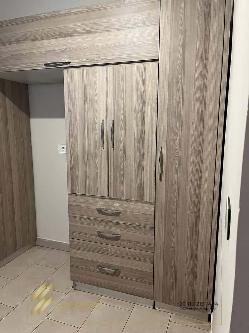 7 8006d0be-fa4b-4b50-a56b-2375097e18c7. jpg