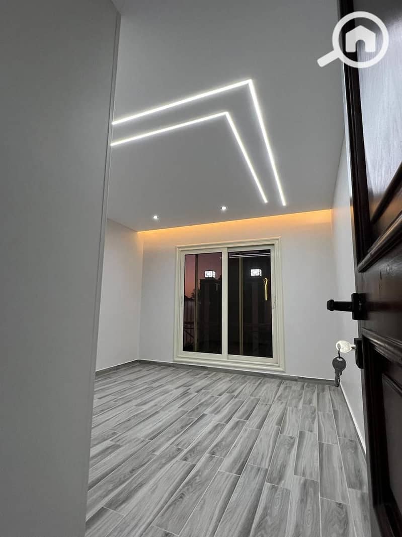 3 WhatsApp Image 2025-10-18 at 9.21. 12 PM (1). jpeg