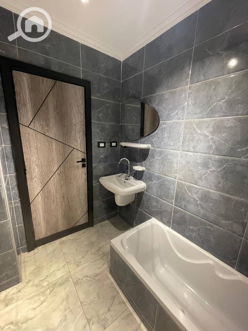 14 WhatsApp Image 2025-11-10 at 8.06. 09 PM (1). jpeg