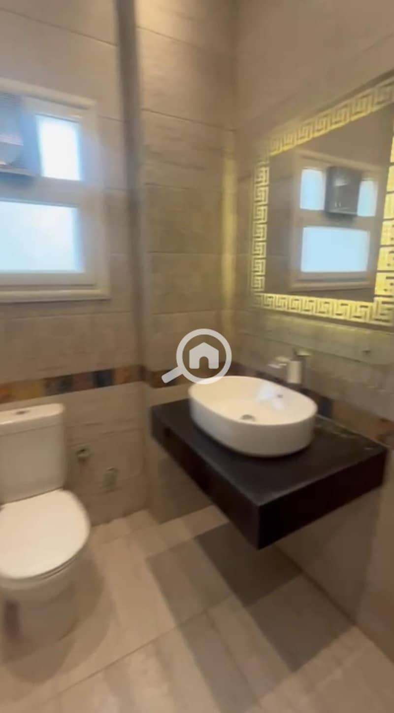 4 WhatsApp Image 2025-11-14 at 2.07. 06 AM. jpeg