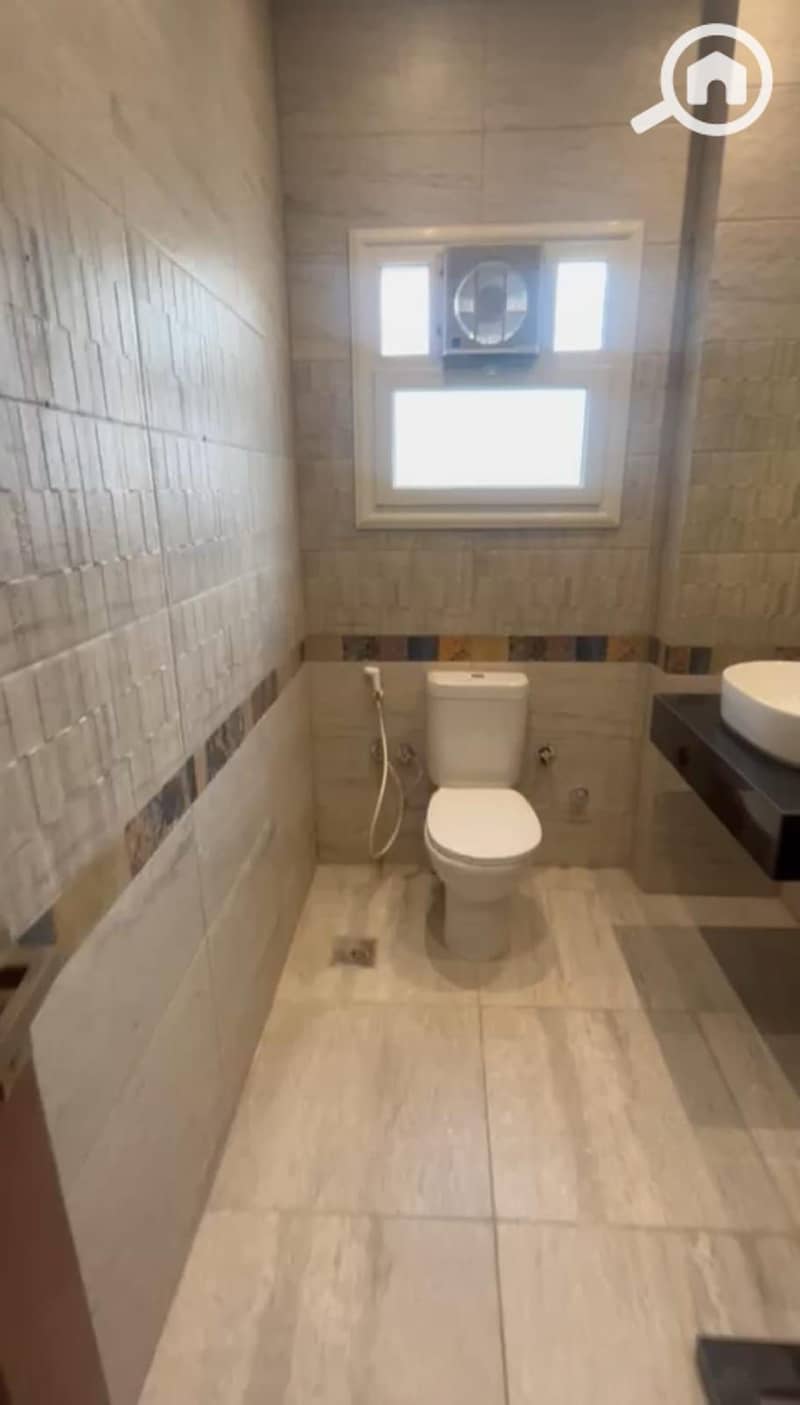 5 WhatsApp Image 2025-11-14 at 2.07. 21 AM. jpeg