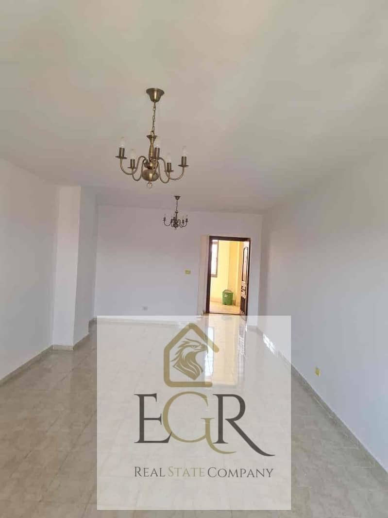 3 50580225-437d-40ba-a7bb-c356f66b9885. jpg