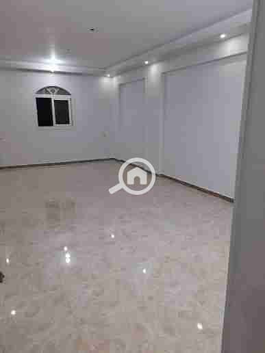 1000121783. jpg 1000121783. jpg