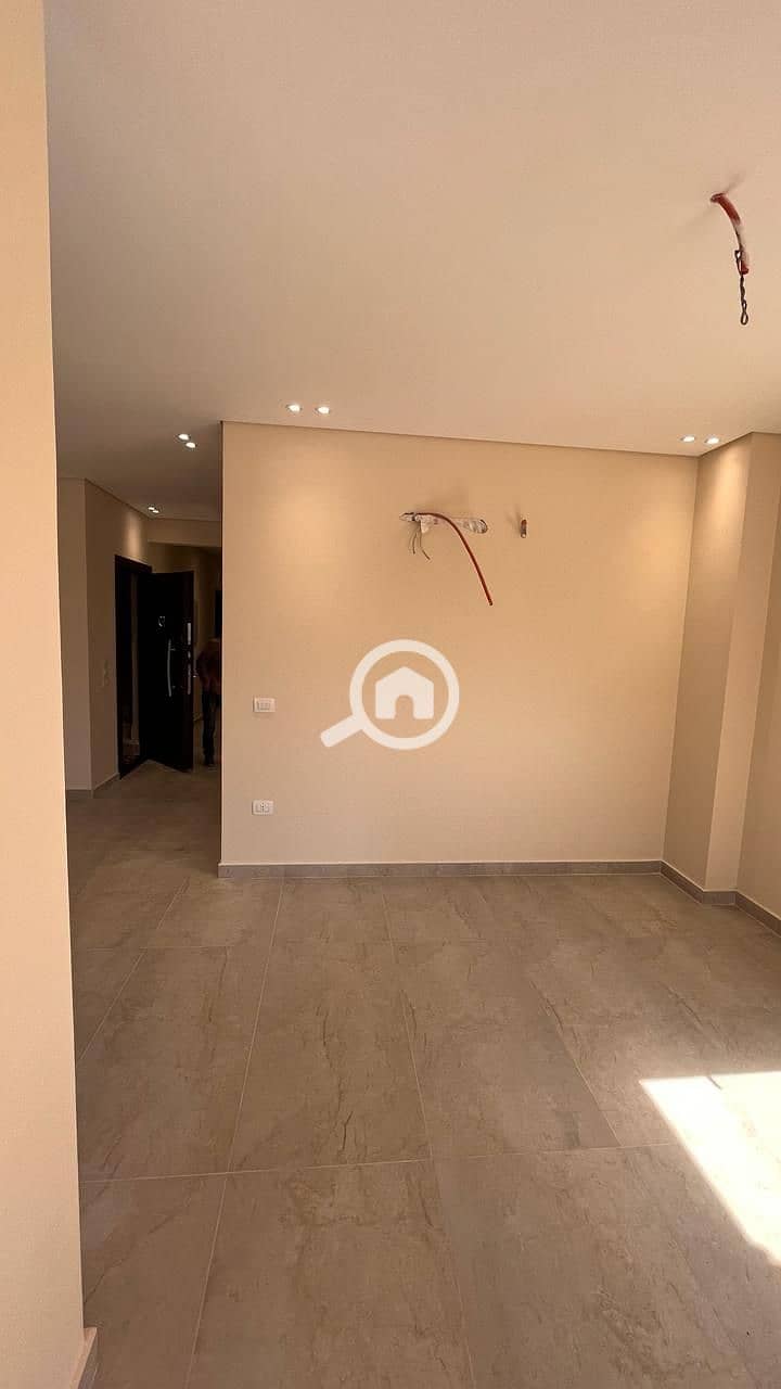 4 WhatsApp Image 2025-11-12 at 13.29. 57. jpeg