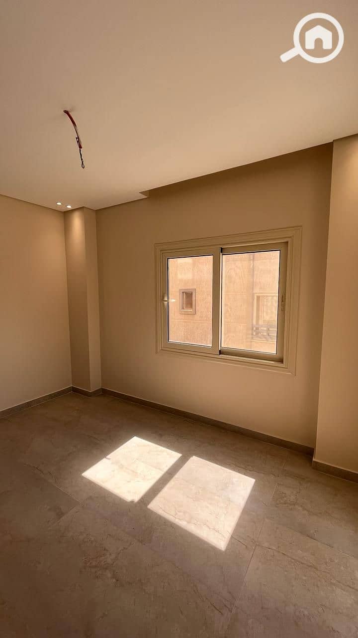 5 WhatsApp Image 2025-11-12 at 13.30. 00. jpeg