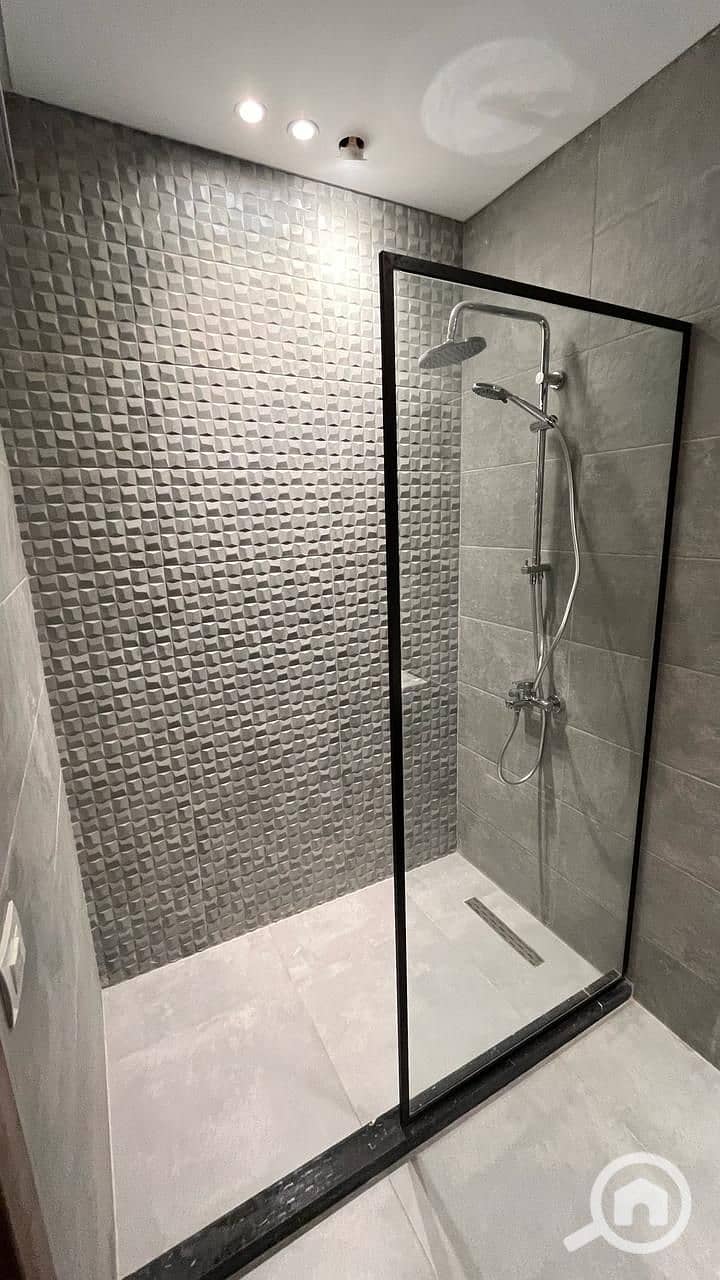 8 WhatsApp Image 2025-11-12 at 13.30. 07. jpeg