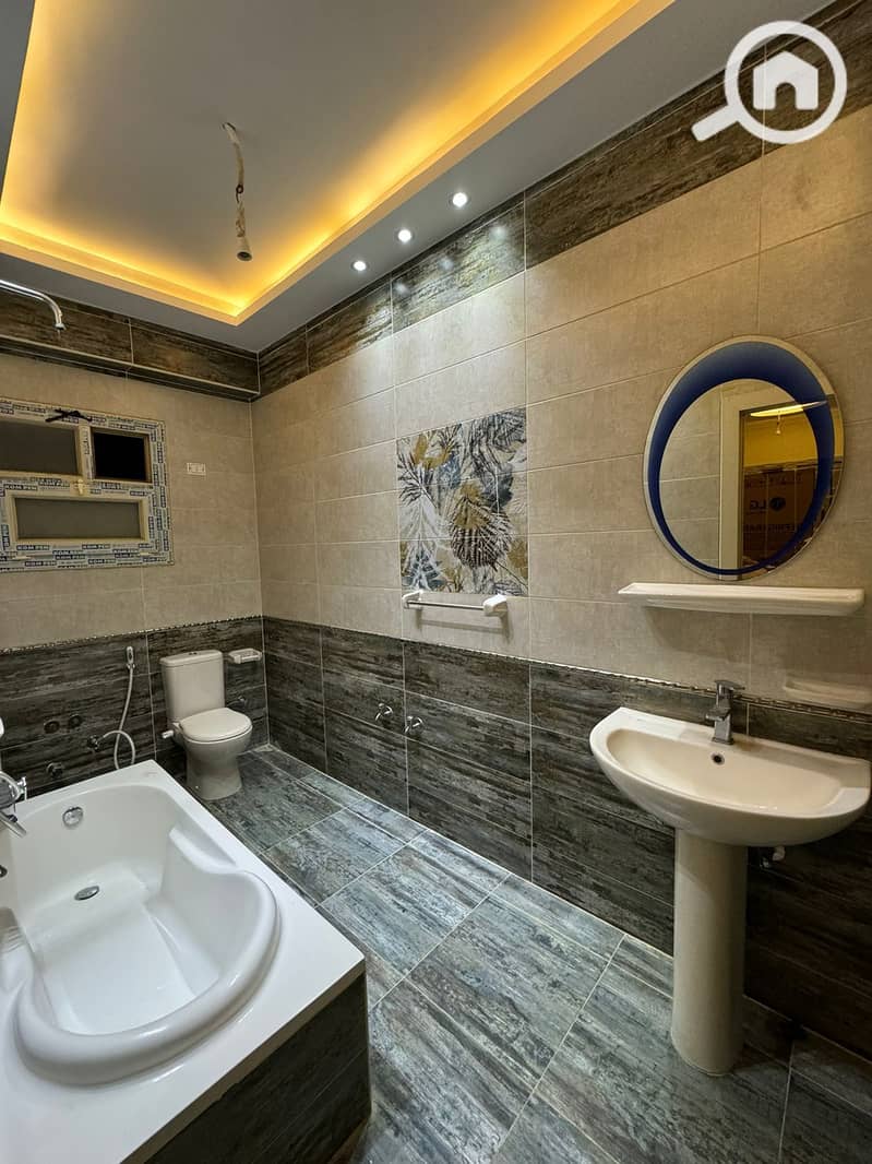 3 74141422-eef9-4eb8-a677-137b420bd846. jpg