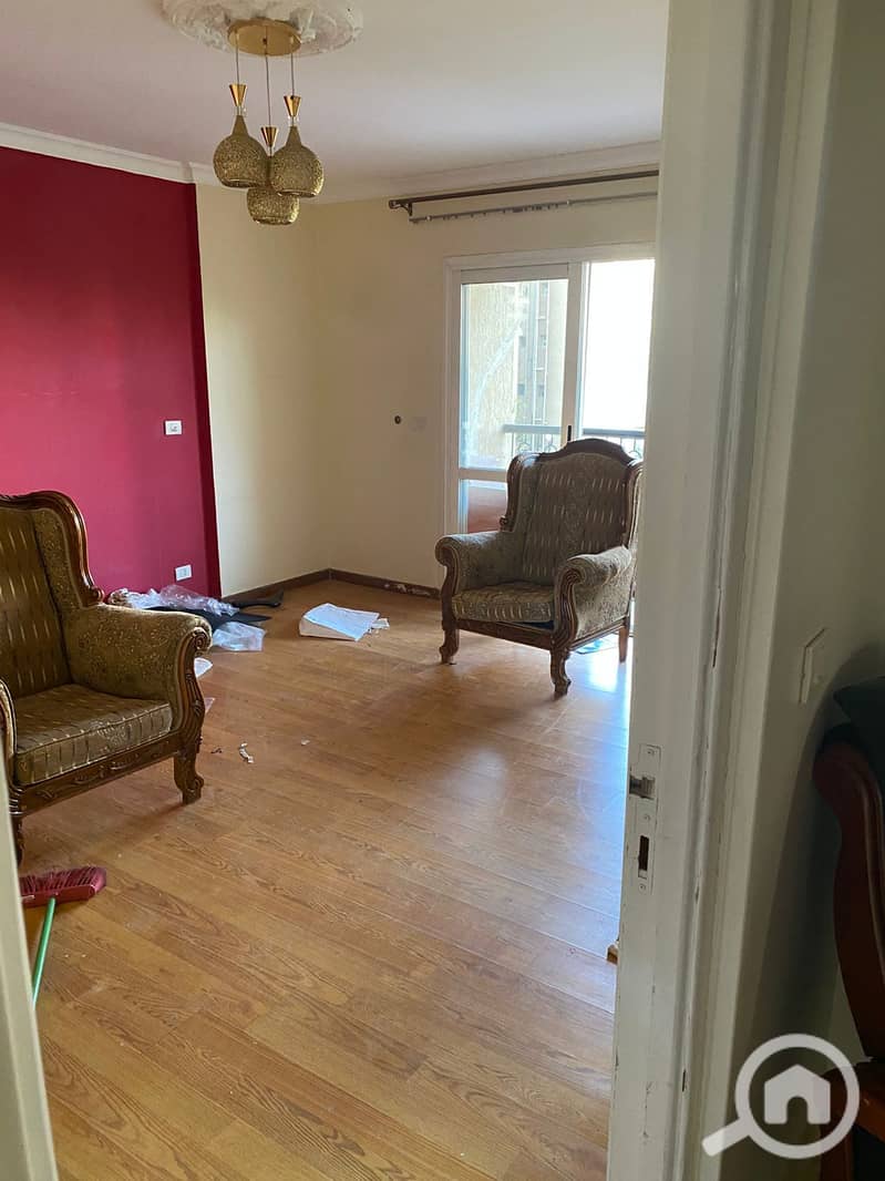 3 3c35ecf2-2fba-45d2-a29e-1e8d8d3e9384. jpg