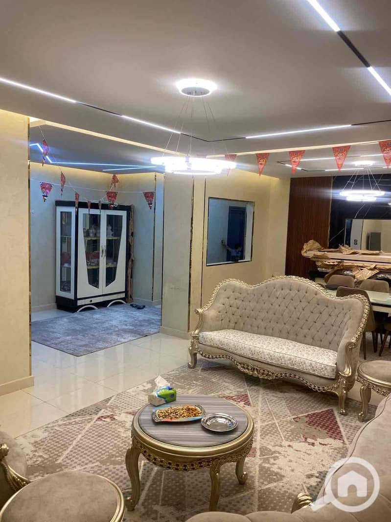 4 ea8a3918-b2f8-4a8d-a602-cedf4f092dd0. jpg