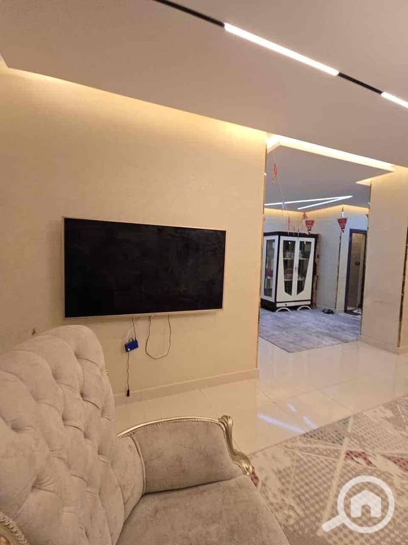 14 d96e8015-7bd5-4e65-9422-84cc0d295147. jpg