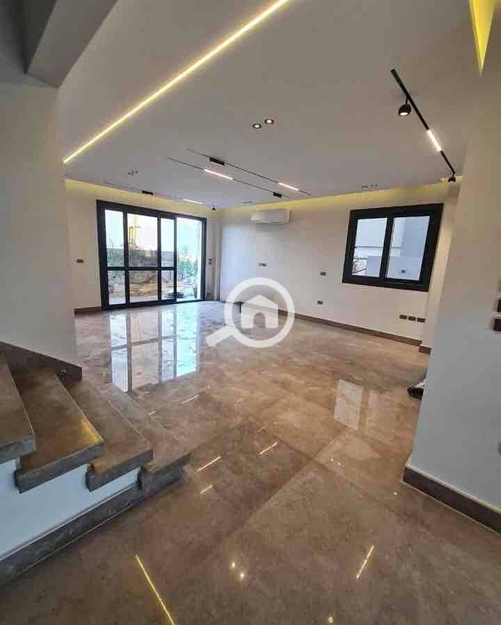 4 36462e24-d4fd-4784-b571-b6d0a72a91f2. jpg