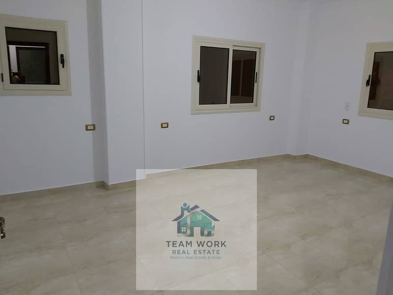 2 WhatsApp Image 2025-11-14 at 4.06. 10 PM. jpeg