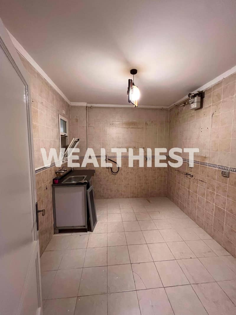 7 36255f92-4354-4144-a68d-38bca0b94be1. jpg