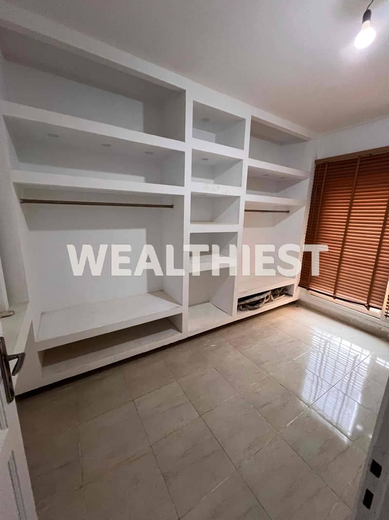 8 12281034-f190-4981-87de-e99971d4b675. jpg