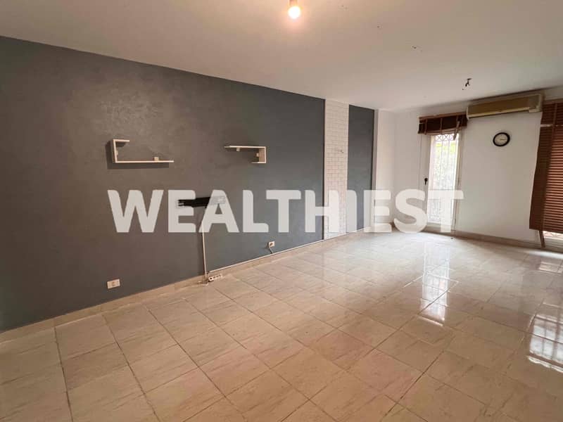 10 28a4d27e-bbe3-4820-a5d2-c7395658ea0f. jpg