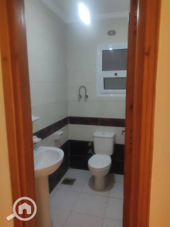 9 577017857_25419973294261356_7248031152849062102_n. jpg