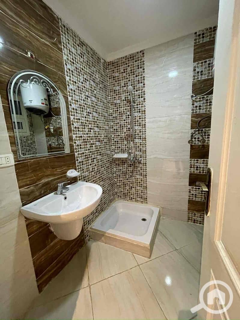 4 b7226e2d-9c7c-40a2-9399-c3701efd84a0. jpg