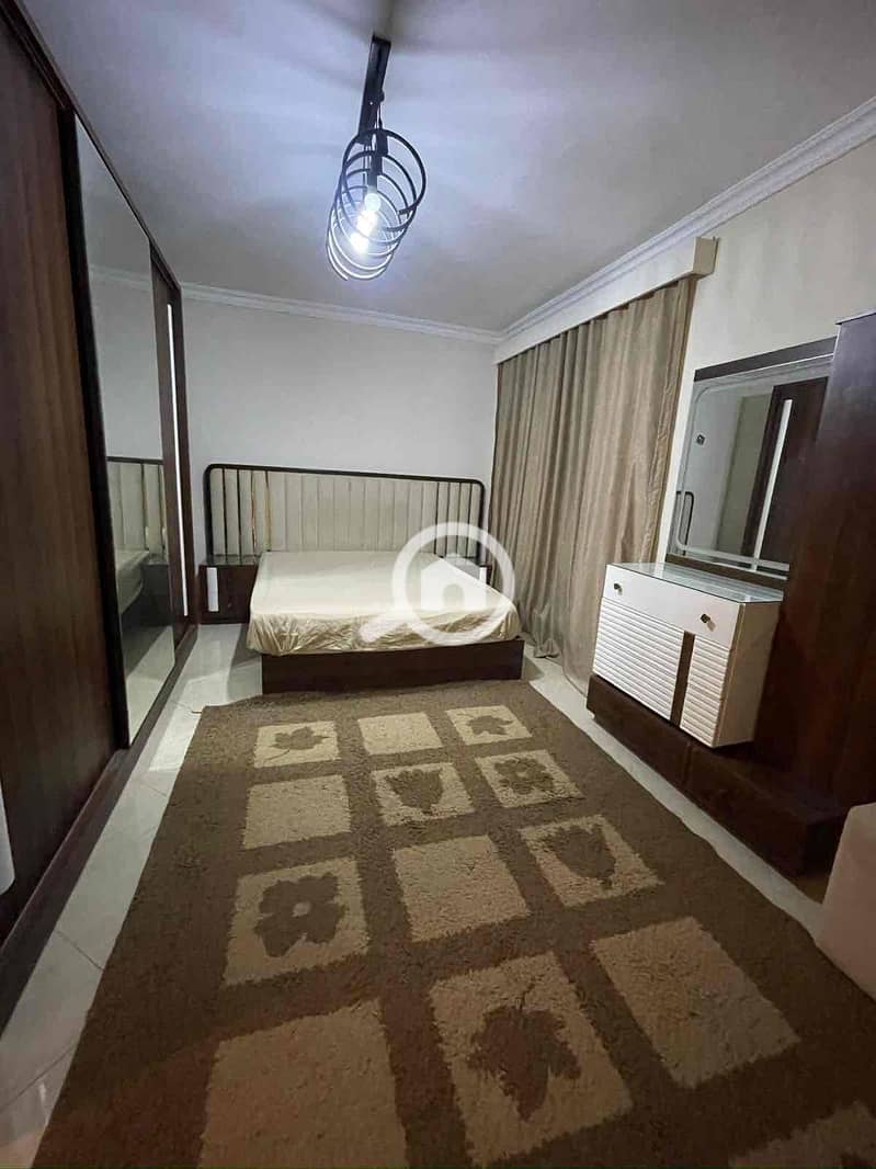 15 f8bdd803-fec3-4e5a-9b21-dc290e78e5aa. jpg