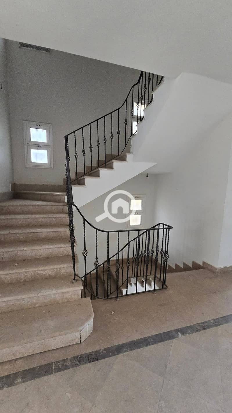 10 581439651_1275445041273852_7911803068135715064_n. jpg