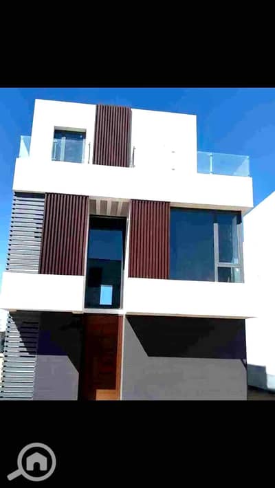 فیلا 5 غرف نوم للبيع في القاهرة الجديدة، القاهرة - IMG_0222. jpg