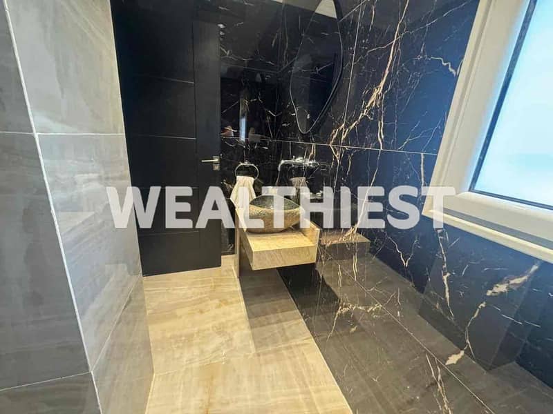 12 8266dd40-2152-4bf9-889d-276ef6c58689. jpg